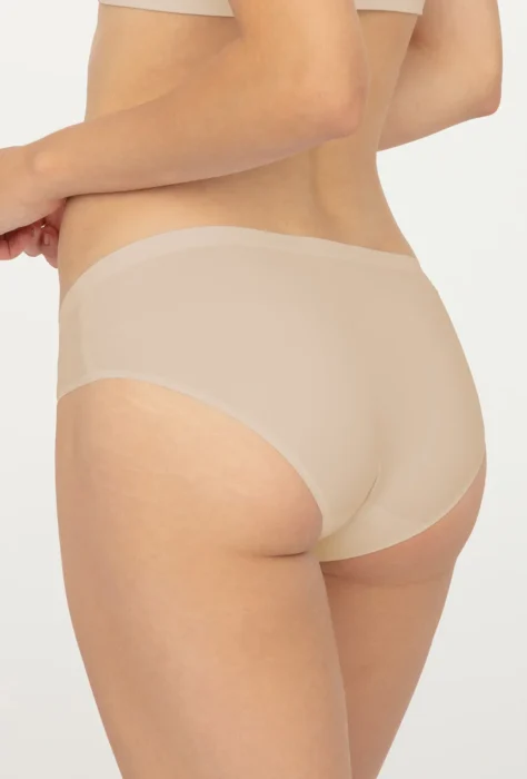 0041566s6s-beige-majtki-ciete-laserowo-bikini-softi-ae4a.1000x1478q85_3c96ce5f-bc51-4dd3-8025-792f8049269f